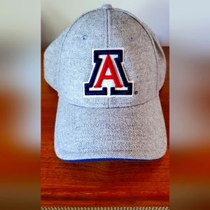 - Arizona Wildcats Wool baseball Hat